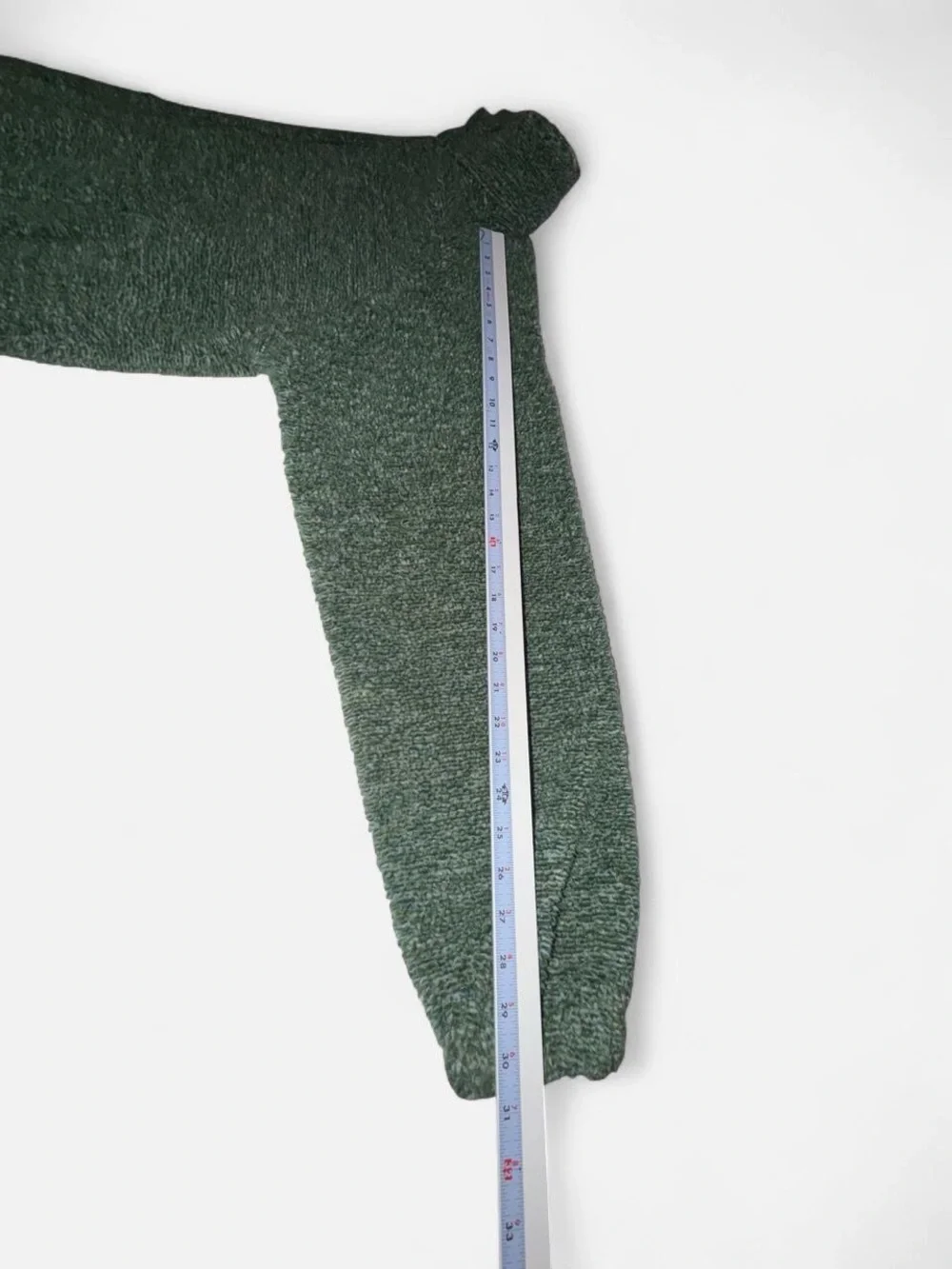 BDG Raglan Fleece Mock Neck Full exclusive from Urban Outfitters size M